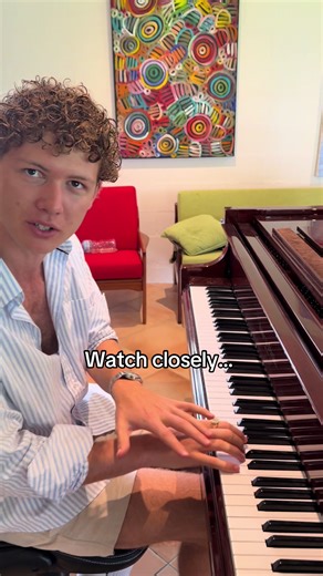 Replying to @PTX crazy 🇦🇺 the magic chord trick that makes people go “wow!”. Click the link in my bio to learn more playing by ear tips! #piano #reaction #learnpiano #playingbyear