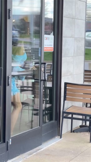 Do you like Alexandra’s dress? I almost fell trying to record this for you. I loved it! See the pics of on my profile! | Web Models