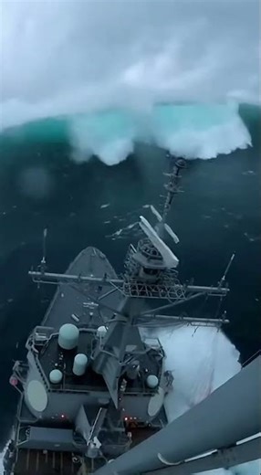 USS Destroyer Nearly CAPSIZES in 50ft Waves 😱🌊