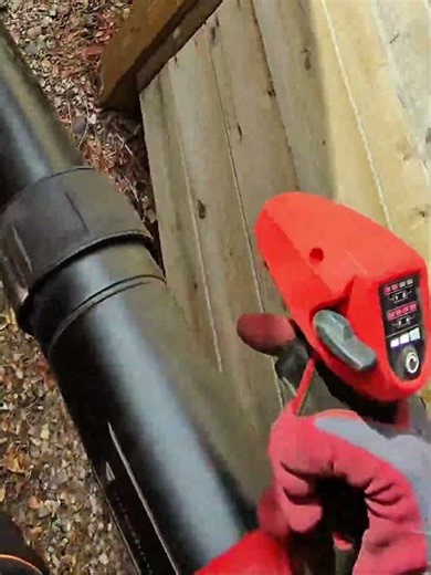 M18 Milwaukee backpack blower and I’m honestly impressed !