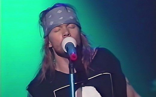 Guns  n roses - so fine ( live Saskatoon ,1993)