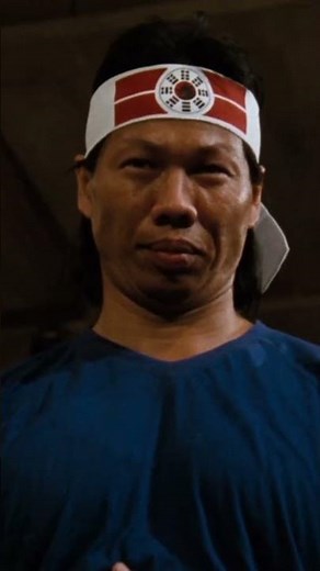 Van Damme vs. Bricks - Bloodsport (1988)