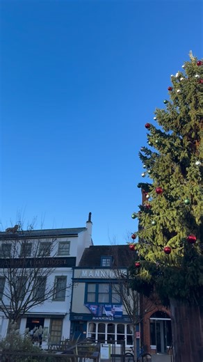FESTIVE SUNDAYS: A RECAP 🎄✨ It’s Christmas Eve and we’re wrapping up a month full of festive fun and unforgettable memories! Thank you to everyone who helped spread the Christmas cheer by joining us on our festive Cornhill Takeovers! From Princesses and mascots to brass bands, carolling, dancing and more, we hope we brought that extra joy to your town centre experience! 🫶🎄 ✨Thank you to: @lucysprincessparties @ipswich_minster @cookiebarista @ipswichtown @ipswichdancecompany, Murphy’s hot ches