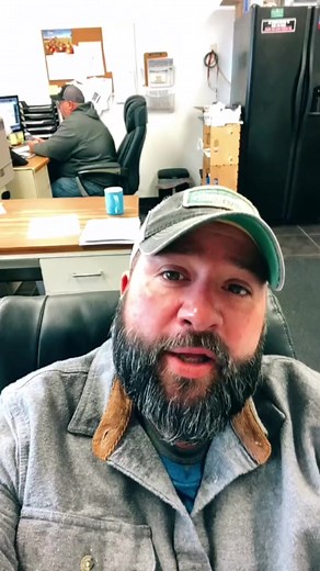 Little johnny is learning manners. #littlejohnny #dadjokes #jokeoftheweek | Jeremy Littel