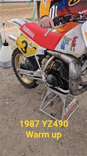 YZ490 Warm up - AHRMA MX
