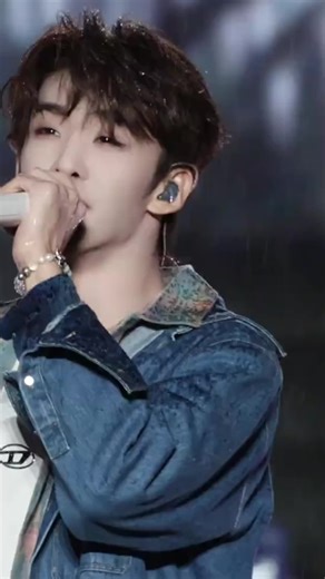 Exploring the Story of Wang Heye's Past