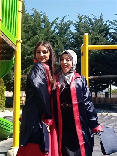 Mezuniyet Kutlaması Fikirleri ve Ne Giymeli – Mezun Olduk 🎓