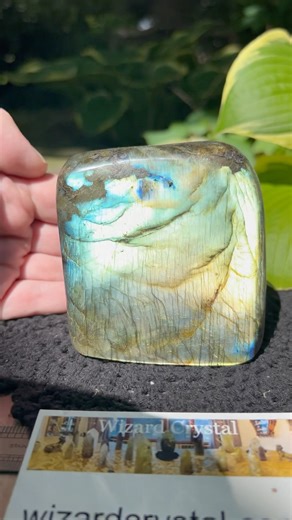 Blue Reflection Labradorite Freeform #crystals #nature #blue #reiki #healing #meditation #yoga