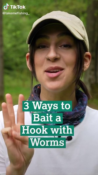 Here are 3 different ways to bait a hook with worms! #takemefishing #b...