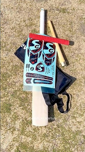 Sg Sticker on Cricket Bat | How To Apply Sticker on Bat #cricket #shorts #batsticker #sg
