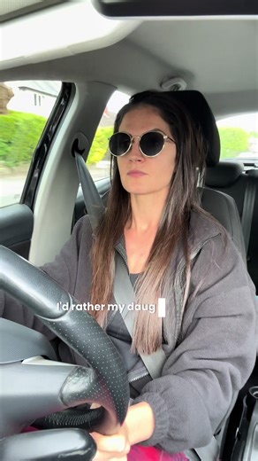 Single Mom's Courageous Online Journey