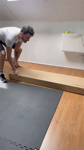 Drop a 💪 in the comments if you think giving your home gym a makeover counts as a workout! VIHALS is now at a Lower Price.​ Declutter with flexible storage solutions. cur.lt/7bzoysohn - Laissez-nous un 💪 dans les commentaires si vous pensez que donner une nouvelle vie à votre salle d’entraînement à la maison compte comme un entraînement ! VIHALS est maintenant à un prix plus bas.​ Désencombrez-les à l’aide de rangements polyvalents. cur.lt/sj6ebmvre | IKEA