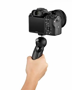 HandyPod helps you to flawlessly capture challenging video shots that are steady and smooth. Try it out and start creating! | Joby