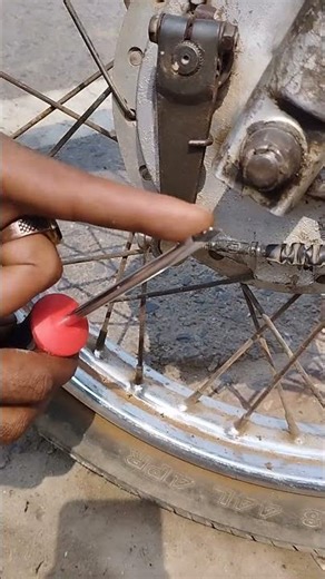 Brake Motorcycle Clutch Cable Nuts Threads Fix Quick DIY Repair | Smooth Again! Screwdriver 🪛 ✔️