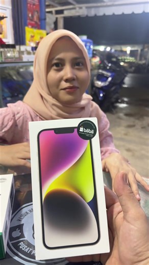 Unboxing iPhone 14/128: Sold Out Excitement!