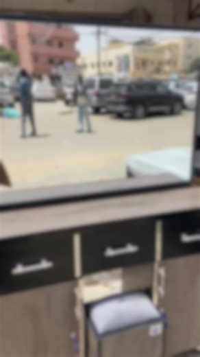 🔷 Chambre à Coucher fabriqué au Sénégal en bois laminé à 500.000 Fcfa.🔖 🔹Cest sur commande, durée de fabrication 15 à 25 jours maximum après confirmation. 🔹Pour confirmer, il faut payer faire une avance de 300.000 Fcfa et le reste à payer à après livraison et montage 🔹Notre boutique se trouve à Camberene 2 juste au niveau du rond point baye seydi abdoulaye thiaw laye(ex rond-point pneu) 🔸C'est possible en toutes les couleurs 🔷 WhatsApp 779821166#meuble #chambreacoucher #matelasorthopédiqu