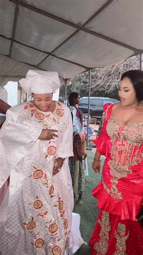 Baptême de ma fille sais très bien passé que Dieu lui accorde une longue vie ainsi que ces parents #pourtoiiiiiiiiiiiiiiiiiiiiiiiiiiiiiiiii @Natou baswidga @Kazi de Kaza🥷🏼🇧🇫 @Maï Dollars @Baton de Moïse 🇧🇫🇧🇫 @Chaïm beauté @ange beauté @PDG DOUMBA SHOP @PDG BIBA FASHION Turquie Dubaï