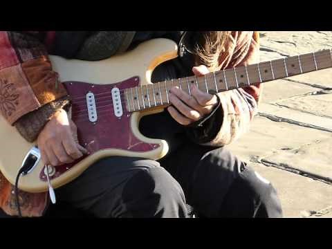 Mark Allen - Jezebel - Jazz guitarist performing on the street of Chichester - Götutónlist