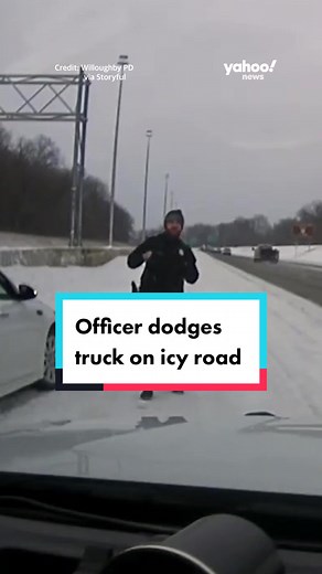 A police officer in Willoughby, #Ohio used his quick-thinking when he spotted an out-of-control vehicle approaching while assisting another driver. He was able to jump on the median and avoid any injuries. Officials say no one was hurt, though both vehicles were damaged. #policevideos #trafficstop #carcrash #news #yahoonews