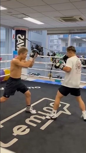 Naoya Inoue Prepares for David Picasso with Intense Open Training Sparring