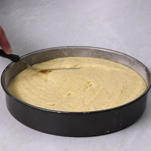 2.2K views · 82 reactions | Preheat those ovens, kitchen kings and queens, because it’s dessert cooking time! Choose from 20 sweet Latin recipes like this yummy Citrus Olive Oil Cake to get your baking on.  療 ‍ Desserts: https://fal.cn/37woD | Goya Foods | Facebook