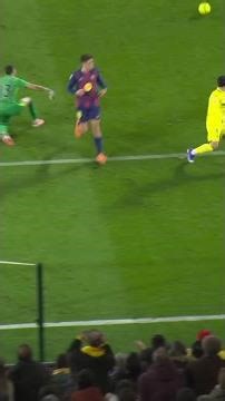 VILLARREAL CF 0 - 2 FC BARCELONA | RESUMEN LALIGA EA SPORTS