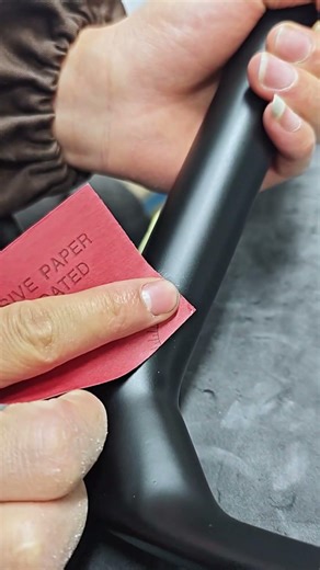 Multi-color frame painting step 4:Repairing a T47 road bike frame.#icancycling #flyee