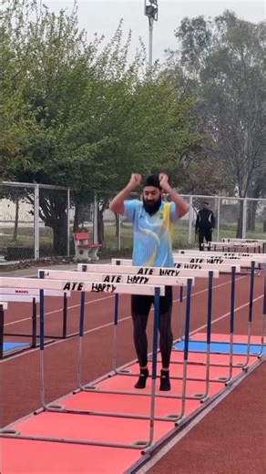gurindervir singh relay player practice with hurdles