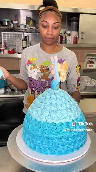 Elsa 🩵🥹 | elsa from frozen