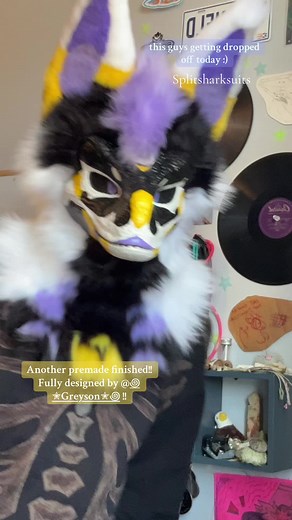 Dinosaur Mask Fursuit Reveal: Unique Furry Creation