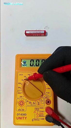 Is Your AAA Battery Dead? 🔋 Test It in Seconds with a Multimeter!