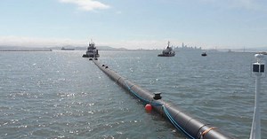 Device developed by young entrepreneur collecting Pacific Ocean litter