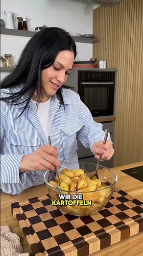 We'll show you how to conjure up the perfect rosemary potatoes with your Airfryer! 🍟✨