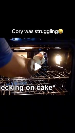 coryxkenshin champ🍿 on Instagram: "Cory was struggling 🤣⁣ ⁣⁣⁣⁣⁣⁣⁣⁣⁣ ⁣⁣⁣⁣⁣⁣⁣⁣⁣⁣ #coryxkenshin #funny #cooking"
