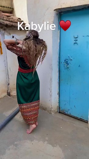 #kabylie #kabyle_girl #kabylie_algérien_bérbére💪 #kabyles #exlpore #explorer #اكسبلور