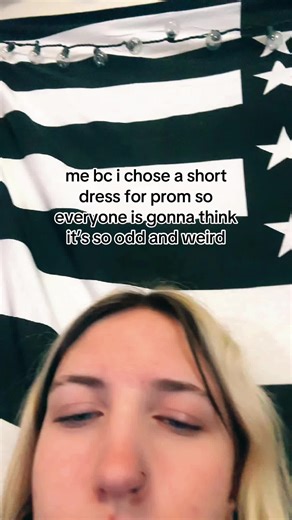 Choosing a Short Dress for Prom: Embracing Change