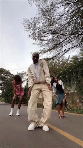 BABYART 🦅 on Instagram: "JEHOVA✨💕Challenge🥰 : : : #_iambabyart #instagram #reel"