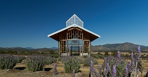 wilson architects deconstructs kooroomba chapel to frame mountain views in australia