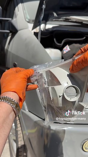 Mercedes Sprinter ASMR: Headlight Replacement Guide
