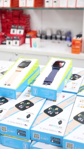 420K views · 8.2K reactions | Itne saare features ek hi watch me sirf 1800 me. MRP 7490/- | JJ Communication. Buy and Sell Old Mobile Phones | Facebook