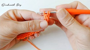 Mini tutorial para aprender a tejer cordones redondos a crochet. #crochet #ganchillo #tejercrochet #manualidades | HandworkDiy