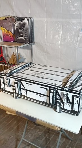 Full progress of hamdmade CarSplashART painting on ammo box :) but today I will work on something new :) so stay tuned, next week I will show it :) P.s. Next week I will be on Poznan Motor Show 2024 in Poland with our stand and lot of handmade stuff, trust that I will see you there :) #montanacans #spraypaint #handmade #cartoon #carsplashart #recycling #montanacolors #justforfun | CarSplash.ART