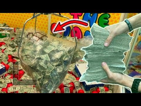 WON HUGE BAG OF CASH FROM GIANT MONEY CLAW MACHINE| JOYSTICK