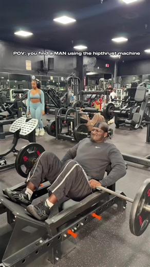 Like pls go bench or better yet…go to war ☺️ | Bench Press