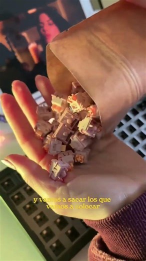 Teclado mecánico silencioso