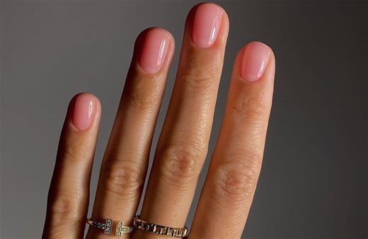 « Un soin visage pour les ongles » : la manucure à l’huile pour des mains impeccablement soignées - Elle