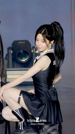 260405 tripleS 박소현 - White Soul Sneakers