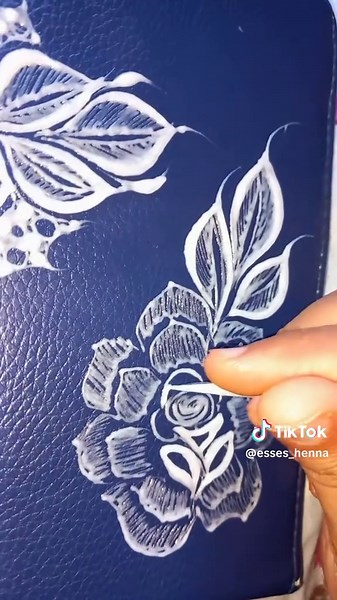 Step-by-Step Henna Flower Tutorial for Beginners