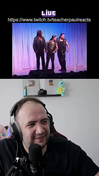 🇩🇰 Rockerne - Vi ved hvor I bor - Cirkusrevyen 2002 | TEACHER PAUL REACTS DANMARK