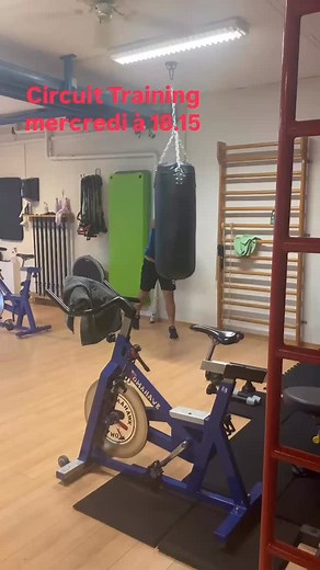 Circuit Training mercredi à 18.15 essai gratuit #fitnessbussigny #fitnessmotivation #fitnesscrissier #pertedepoidssaine #renfo #ouestlausannois # | Fitness Energie | Facebook